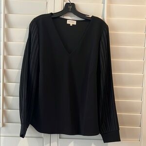 MELLODAY Black Pleated Long Sleeve Blouse